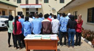 EFCC Arrest 28 Suspected Ponzi Scheme Operators In Minna, Niger State